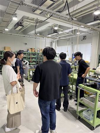 機械システム技術科説明の様子1