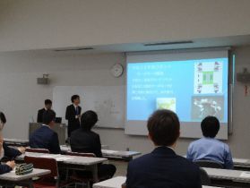 発表に熱がこもります!